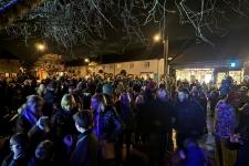 FW_ Benson Christmas lights crowd