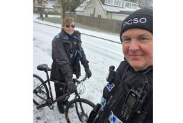 Chilling chase sees barefooted bike thief pursued across the snow