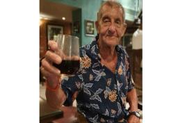 Friend plans memorial bench for popular figure known as “Mayor of Wargrave” Friend plans memorial bench for popular figure known as “Mayor of Wargrave”