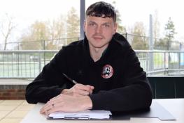 'Instrumental' Robinson signs contract extension with Maidenhead United