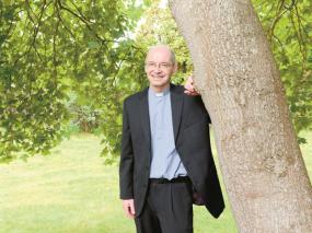 Twyford, Ruscombe and Hurst vicar to leave after 11 years