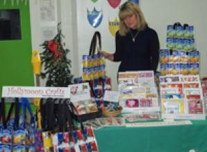 Avoid long queues and attend Christmas craft shopping evening