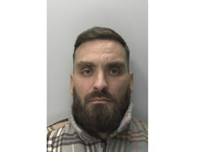 Police on the lookout for wanted man with links to Windsor