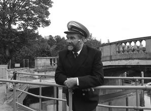 A life on the river: tributes to Maidenhead lock keeper Bill Stacey