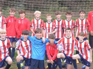 Hunters put on five-star display as they move top of the table