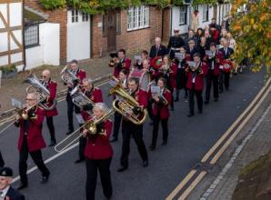 Services and marches in tribute to fallen soldiers