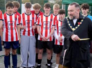 Mayor cuts ribbon on new council-owned park pitch