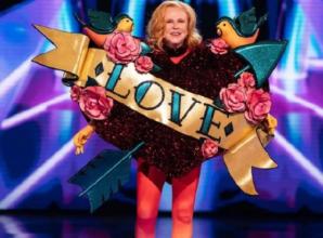 News review, part 1: Olympic rowing heroes honoured, row over 5G mast,