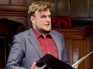 Singer&rsquo;s knowledge, wit and enthusiasm informed and entertained