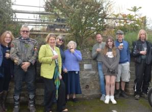 Plaque reinstated at pub in memory of bike fanatic