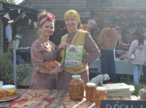 Pumpkin hurling and relays at ‘quirky’ organic festival