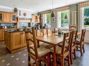 ‘Glammed up’ hideaway has rich history of entertaining