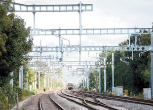 Ongoing train disruption for Maidenhead and Slough due to track safety inspection