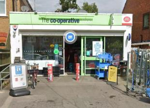 Five arrested after reports of a robbery in progress in Maidenhead