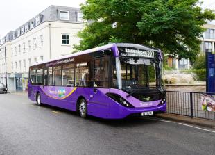 New bus service launches in Twyford and Charvil with ‘special introductory fare’