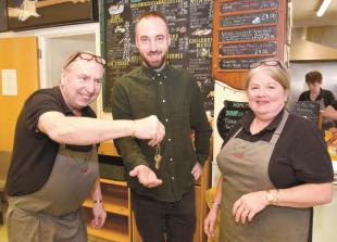Off the Tap owner set to take over beloved Tea Pot cafe