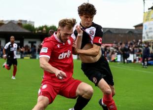 Maidenhead United weather the storm to close gap on National League South leaders