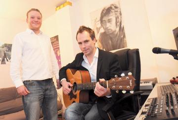 Christmas chart success for Windsor musician