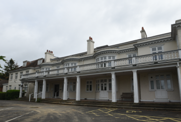 Parish councillors concerned by size of Holyport Lodge replacement