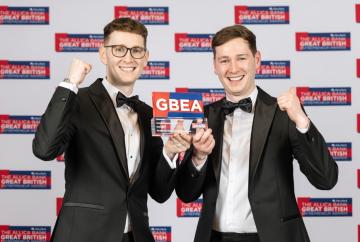 Cox Green twins scoop national award at ‘the Grammys for entrepreneurship’