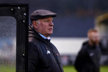 Long-serving boss Alan Devonshire set to leave Maidenhead United