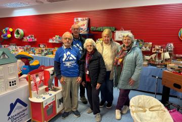 Alexander Devine po-up toy shop returns to Nicholsons Centre for festive season