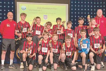 Cookham Dean u12s presented with East Berkshire Division 2 trophies