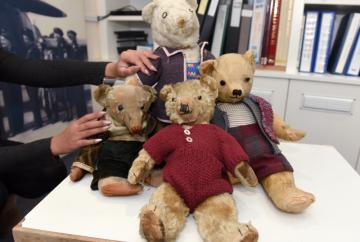 Maidenhead Heritage Centre extends 'Toys of Yesteryear' exhibition Maidenhead Heritage Centre extends 'Toys of Yesteryear' exhibition