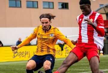 Slough Town's players dig deep for Bath City victory after&nbsp;a bruising few days