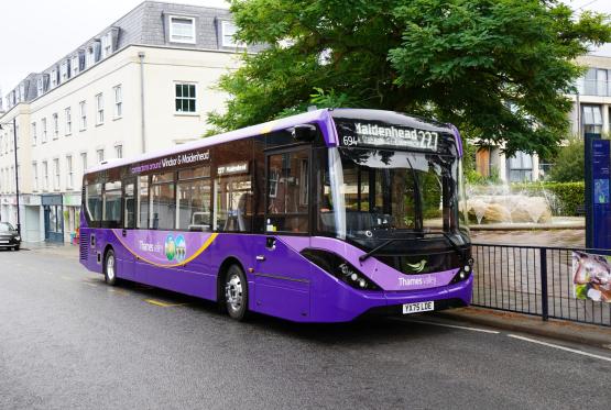 New bus service launches in Twyford and Charvil with &lsquo;special introductory fare&rsquo;