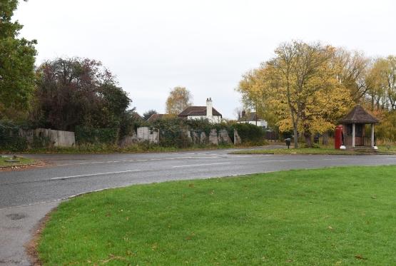 Self-build home plan approved despite concerns it will 'ruin' Holyport Self-build home plan approved despite concerns it will 'ruin' Holyport