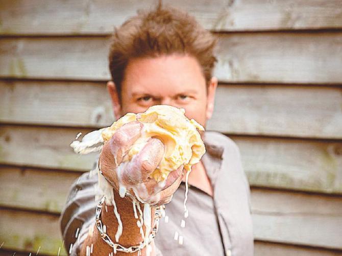 RECIPE James Martin’s crispy buttermilk chicken with chipotle dressing