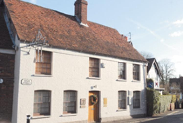 UPDATE: Fat Duck chefs killed in car accident named