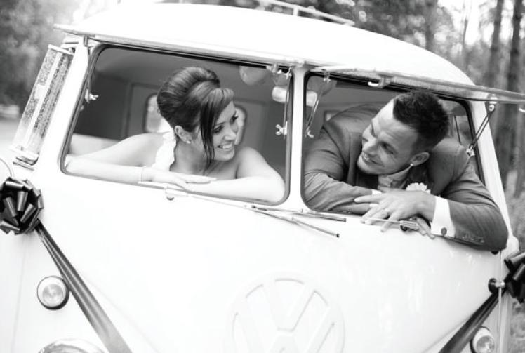 Keyleigh & Scott: Groom had 'Love MUFC' sticker on shoe
