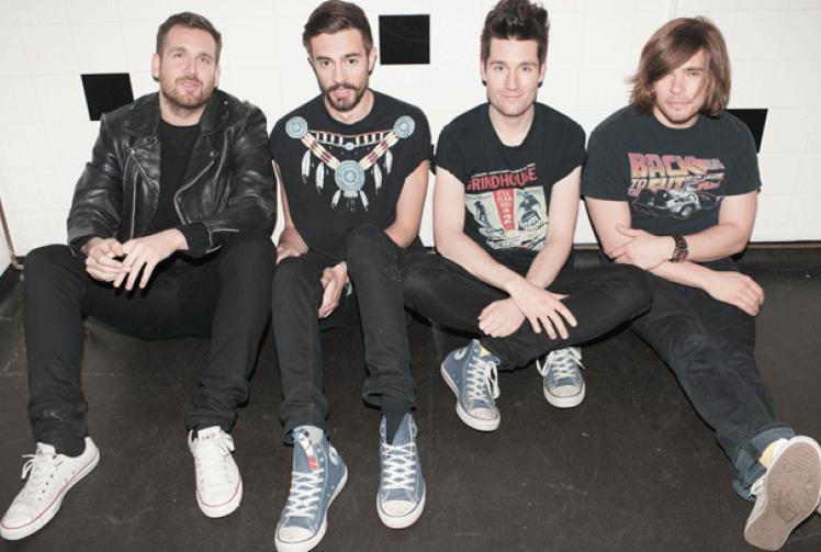 Bastille singer Dan Smith talks about Reading Festival and Glastonbury