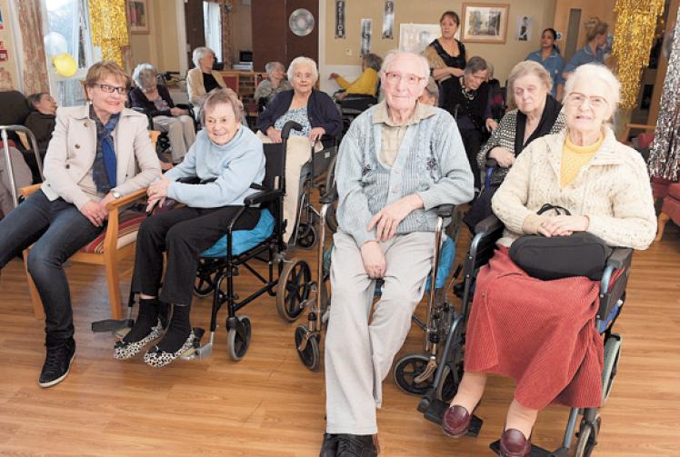 Red carpet treatment for care home residents Maidenhead Advertiser