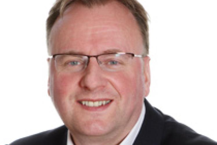 Wexham Park hospital chief grilled by council