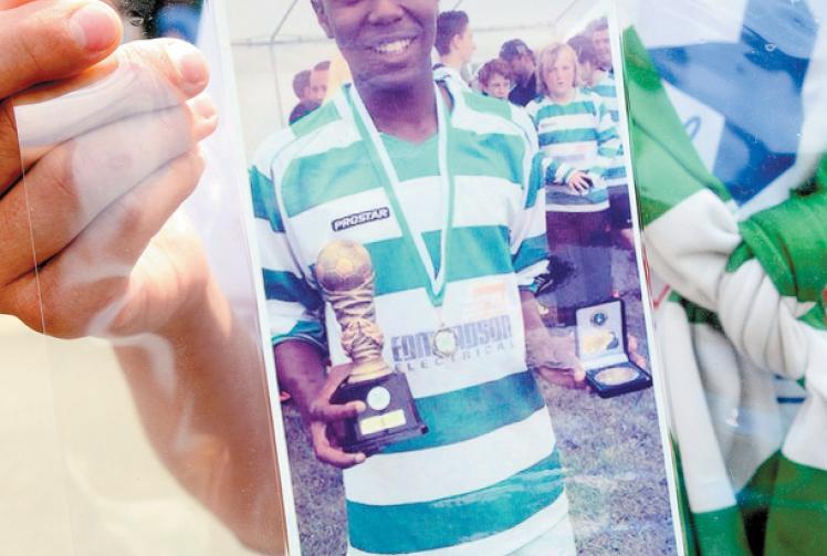 Hundreds gather to pay tribute to 13yearold boy who drowned in the