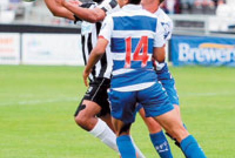 Maidenhead United remain unbeaten after goalless draw with Gosport Borough