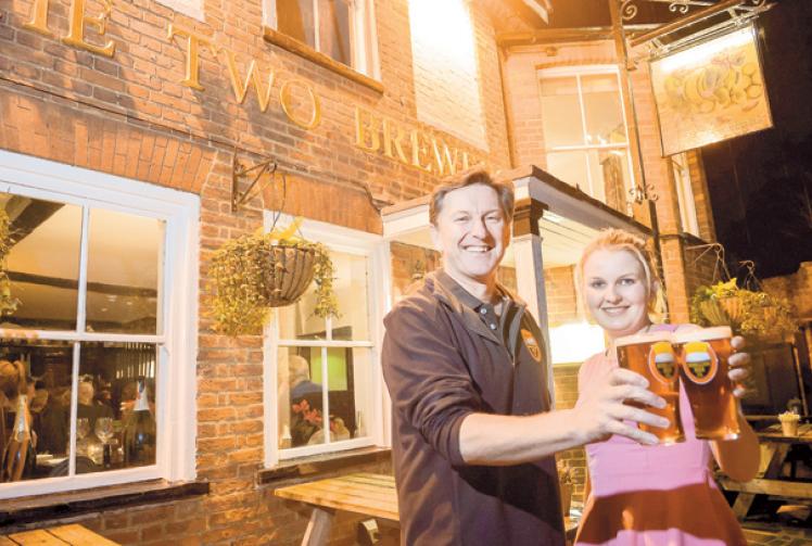 Two Brewers pub reopens after £100,000 makeover Maidenhead Advertiser