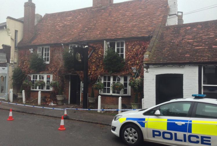 Firefighters spend night tackling blaze at Maliks in Cookham