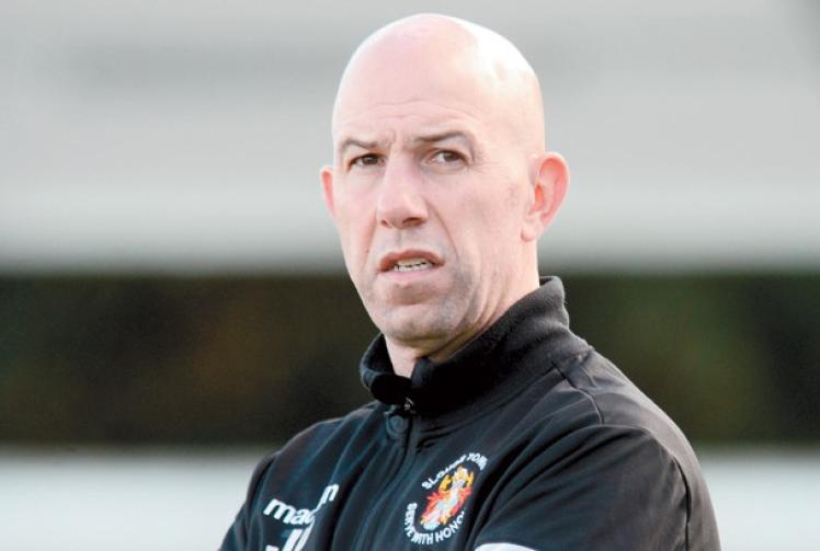 Bird&rsquo;s flapped clearance costs Slough Town second defeat against Oxford City