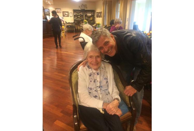Hollywood superstar George Clooney pays visit to Sonning care home