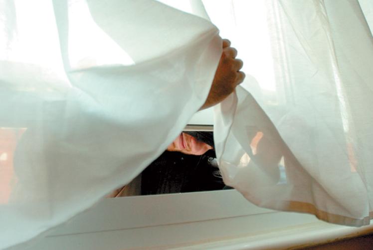 Police issue burglary prevention advice for spring and summer