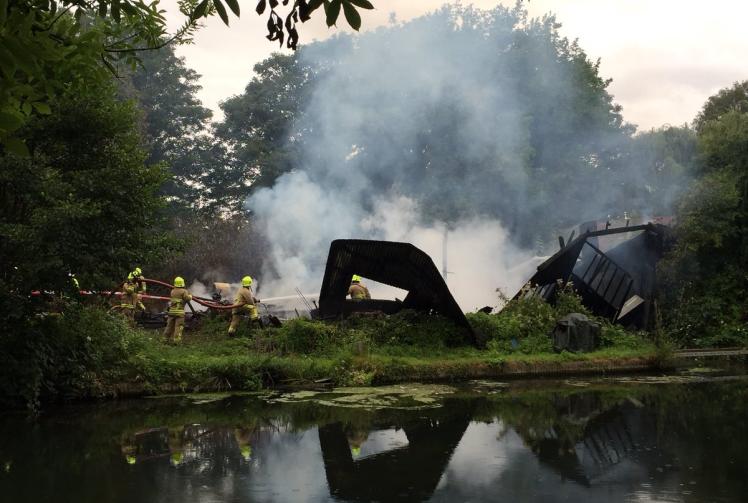 Firefighters called to blaze on Ray Mill Island