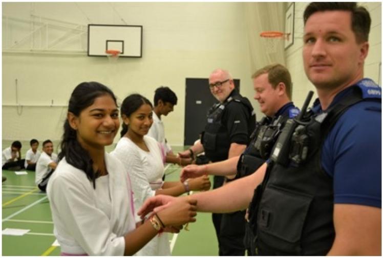 Thames Valley Police officers join in at Hindu festival 