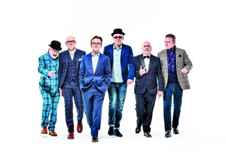 Madness to celebrate 40 years at Newbury Racecourse