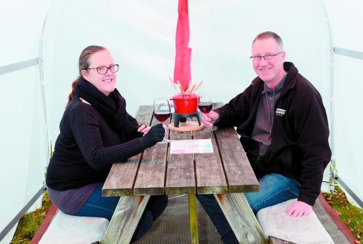 New igloo-like pods create cosy COVID-safe outdoor space at Holyport pub