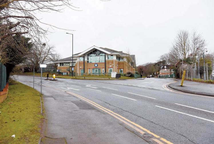 Concerns over proposed bus gate in Shoppenhangers Road