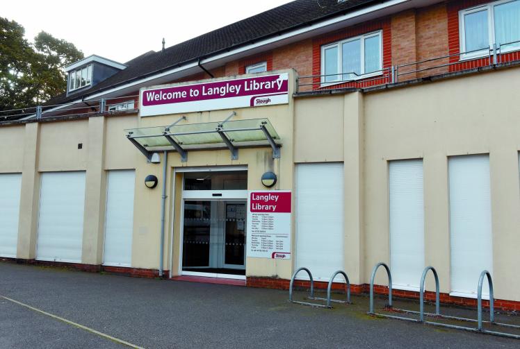 Slough library consultation will only &lsquo;reduce services&rsquo;, Tory councillor claims